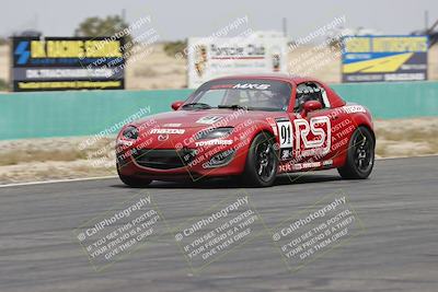 media/Jun-01-2025-CalClub SCCA (Sun) [[eae223c5dd]]/Group 6/Race (Front Straight)/